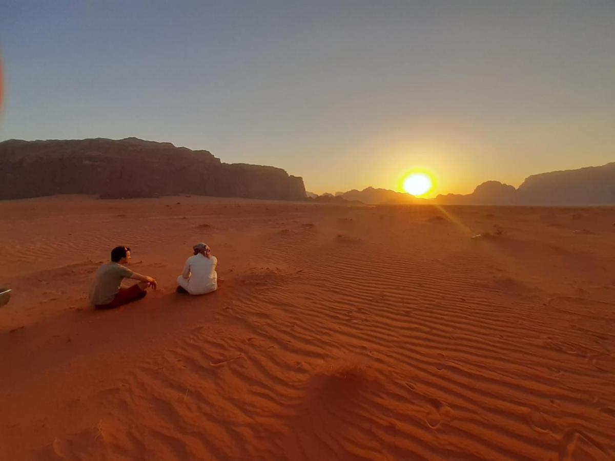 Moon City Camp Bed and Breakfast Wadi Rum Eksteriør billede