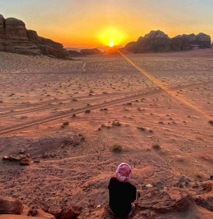 Moon City Camp Bed and Breakfast Wadi Rum Eksteriør billede