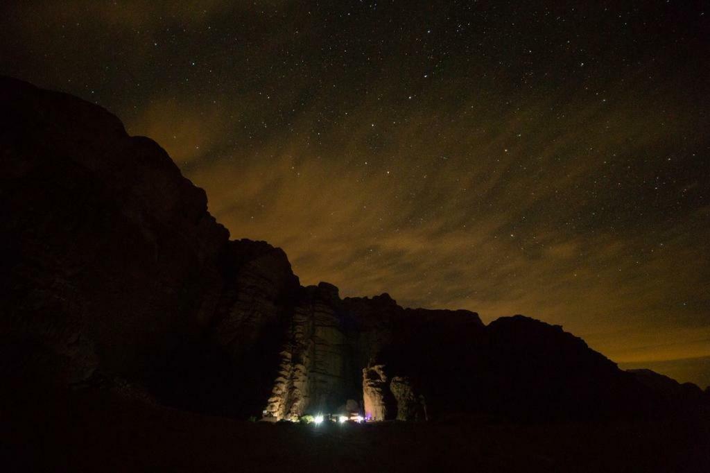 Moon City Camp Bed and Breakfast Wadi Rum Eksteriør billede